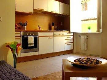 Old Town Apartments Рим Экстерьер фото